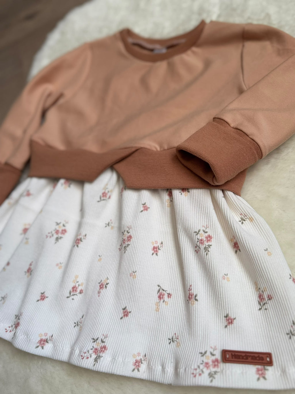 "Sanfter Blütentraum" - Girly Sweater in 92