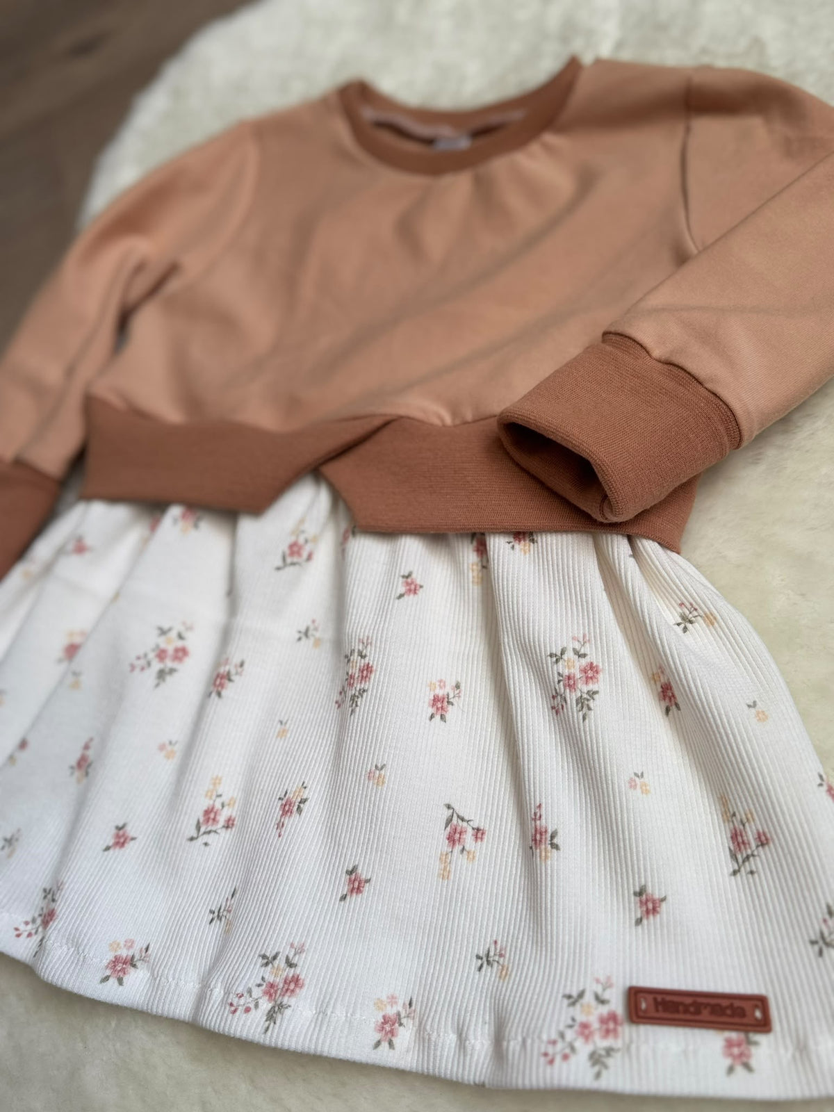 "Sanfter Blütentraum" - Girly Sweater in 92