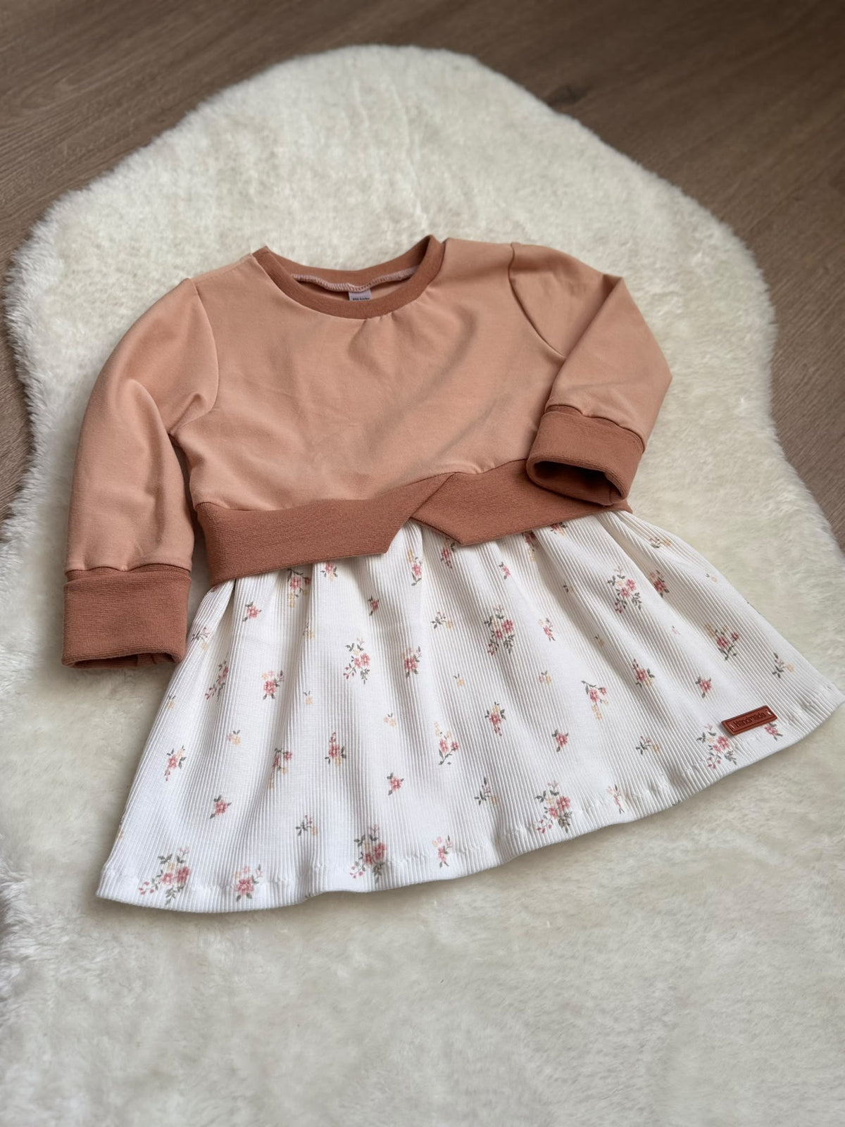 "Sanfter Blütentraum" - Girly Sweater in 92