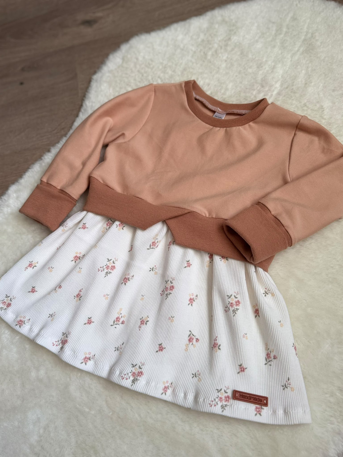 "Sanfter Blütentraum" - Girly Sweater in 92