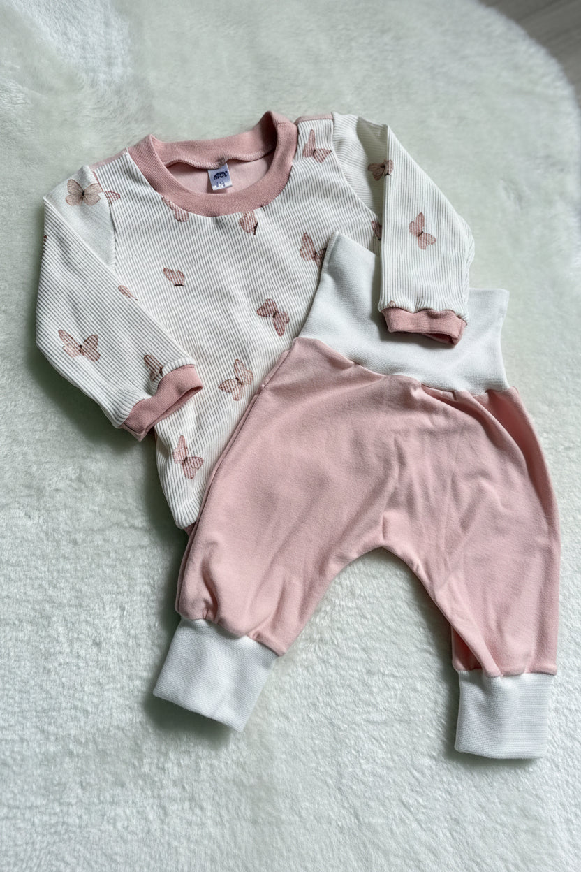 "Rosa Schmetterlinge" - Sweater in 62 und Pumphose in 50/56
