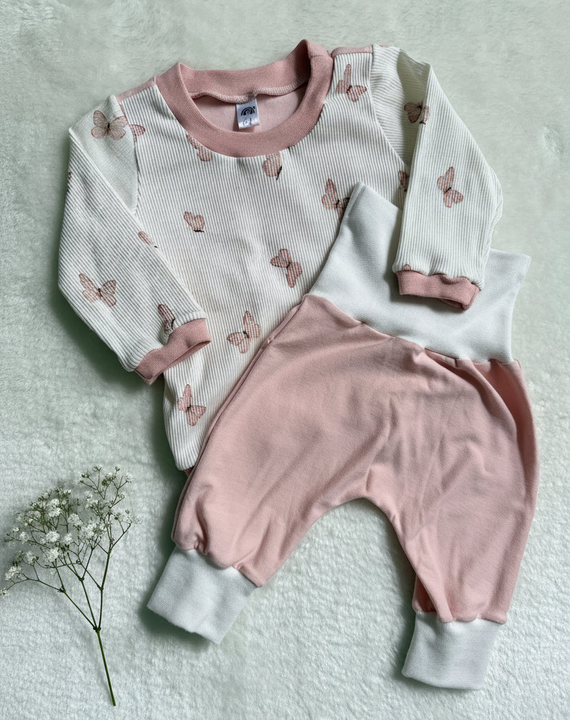 "Rosa Schmetterlinge" - Sweater in 62 und Pumphose in 50/56