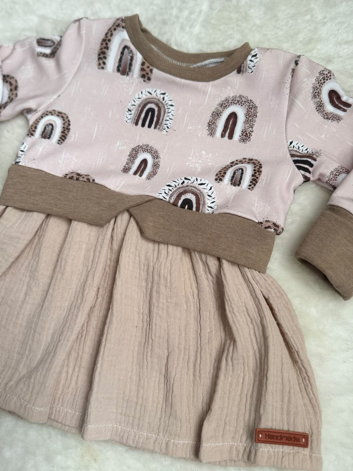 "Leo Regenbögen" - Girly Sweater in 80