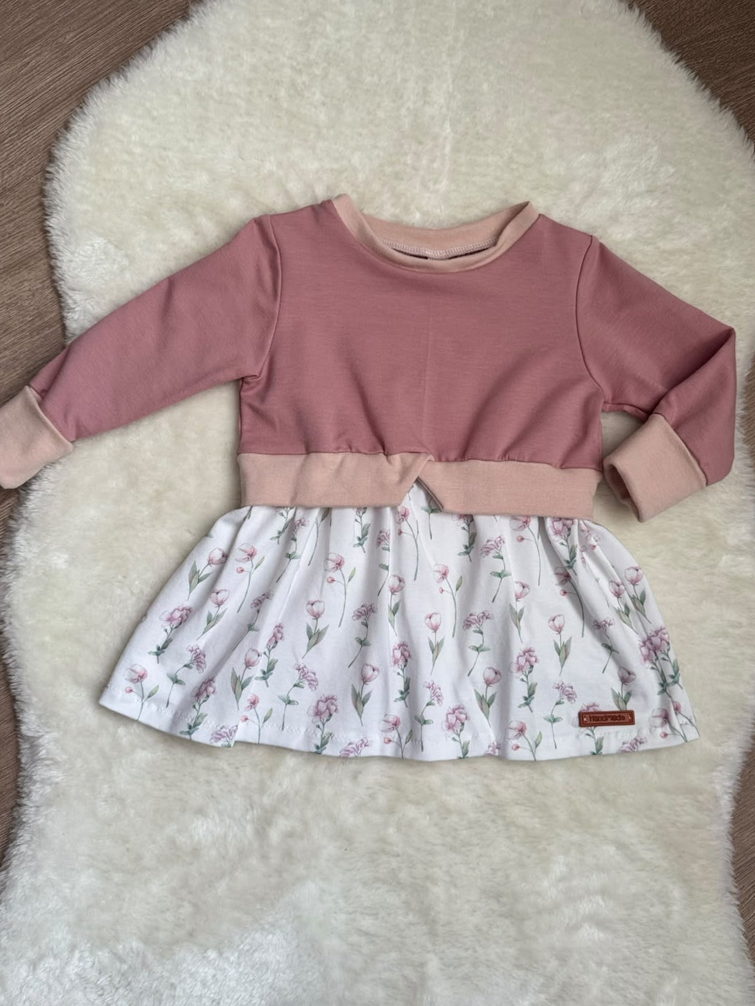 "Blumenwiese" - Girly Sweater in 86